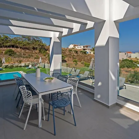 빌라 Eolia Iconic Villa, Walking Distance To The Beach, By Thinkvilla Pánormos