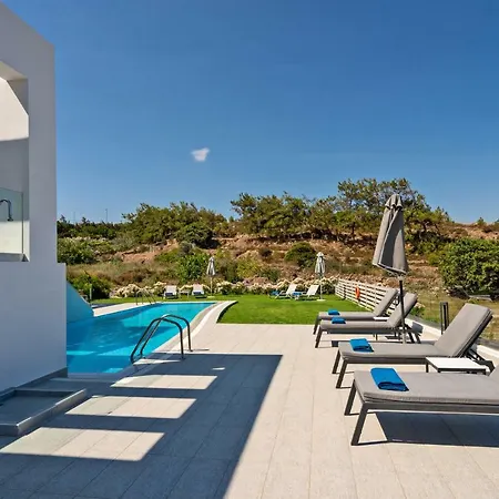 Eolia Iconic Villa, Walking Distance To The Beach, By Thinkvilla Villa *