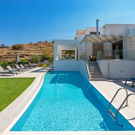 Eolia Iconic Villa, Walking Distance To The Beach, By Thinkvilla