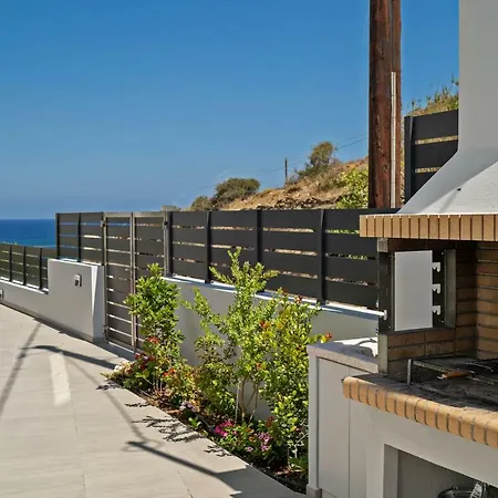 Eolia Iconic Villa, Walking Distance To The Beach, By Thinkvilla Panormos (Crete)