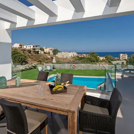 Villa Eolia Iconic Villa, Walking Distance To The Beach, By Thinkvilla *